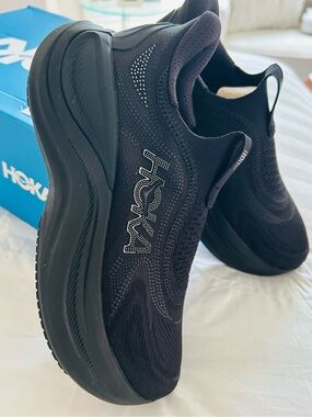 SALE‼️Hoka Skyward Laceless NEW! Women's Sneakers Black 7.5